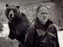 grizzly-man-2005-003-werner-herzog-bear-posebfi-00n-h4x-100[...].jpg