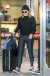 chloe-moretz-brooklyn-beckham-jfk-nyc-27-nov-17-11.jpg