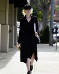 elle-fanning-out-on-roberston-blvd-in-los-angeles-11-27-201[...]