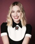 margot-robbie-in-deadline-magazine-oscar-preview-actresses-[...]