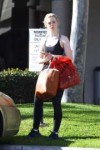 elle-fanning-gym-ready-style-beverly-hills-12-02-2017-7