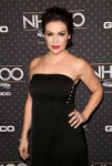 Alyssa-Milano-The-NHL-100-Gala--09-662x974