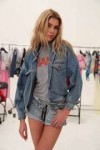 Stella-Maxwell-MOSCHINO-SS-2018-Resort-Collection--14