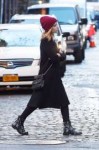 kate-mara-fall-style-shopping-in-soho-nyc-2