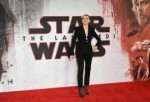 Daisy+Ridley+Star+Wars+Last+Jedi+Photocall+KGa4EmFKijXx.jpg