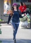 megan-fox-leaves-pinz-bowling-alley-in-studio-city-12-18-20[...].jpg