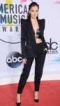 hailee-steinfeld-american-music-awards-2017-in-los-angeles-2.jpg