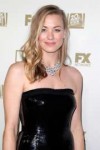 yvonne-strahovski-at-fox-fx-and-hulu-2018-golden-globe-awar[...].jpg