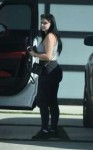 ariel-winter-out-in-la-2418-1.jpg