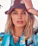 margot-robbie-in-elle-magazine-march-2018-issue-3.jpg