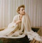 elizabeth-debicki-for-evening-stantard-magazine-february-20[...].jpg