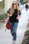 amanda-seyfried-out-in-beverly-hills-02-09-2018-15.jpg