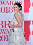 millie-bobby-brown-at-brit-awards-2018-in-london-02-21-2018[...].jpg