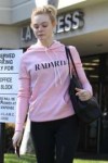 elle-fanning-heading-to-a-gym-in-los-angeles-02-22-2018-4.jpg