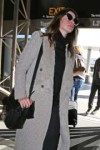 anne-hathaway-flight-out-of-los-angeles-at-lax-02-25-2018-4.jpg