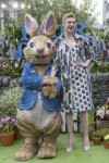 elizabeth-debicki-peter-rabbit-premiere-in-london-8.jpg