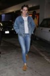 kristen-stewart-in-jeans-out-and-about-in-hollywood-05-23-2[...].jpg