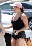 ariel-winter-arriving-at-a-gym-in-los-angeles-51917.jpg