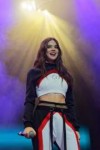 hailee-steinfeld-performs-at-bbc-biggest-weekend-festival-i[...].jpg