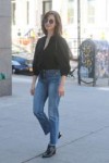 alison-brie-in-jeans-out-in-new-york-06-19-2018-12.jpg