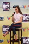 hailee-steinfeld-isle-of-mtv-press-conference-in-malta-06-2[...].jpg