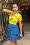 adriana-lima-in-a-patriotic-brazil-football-shirt-in-honour[...].jpg