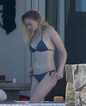 sophie-turner-wearing-a-bikini-in-cabo-san-lucas-01.jpg