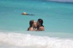 31-cara-delevingne-michelle-rodriguez-cancun.w710.h473.jpg