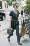 rose-byrne-arriving-at-her-hotel-in-nyc-08-15-2018-5.jpg