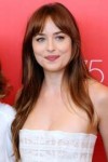 dakota-johnson-suspiria-photocall-at-venice-film-festival-11.jpg