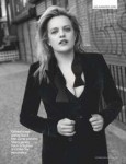 elisabeth-moss-gq-uk-october-2018-issue-3.jpg