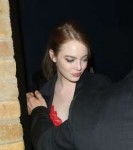 emma-stone-leaving-the-chiltern-firehouse-in-london-09-13-2[...].jpg