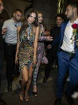 emily-ratajkowski-leaving-versace-after-party-in-milan-09-2[...].jpg