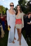 emily-ratajkowski-at-jacquemus-show-at-paris-fashion-week-0.jpg