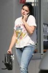 ariel-winter-out-shopping-in-beverly-hills-7.jpg