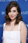 alison-brie-porter-s-incredible-women-gala-2017-7.jpg