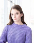 mackenzie-foy-personal-pics-10-26-2018-7.jpg