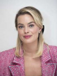 margot-robbie-at-mary-queen-of-scots-press-conference-in-lo[...].jpg