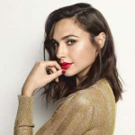 gal-gadot-revlon-russia-s-super-lustrous-lipstick-2018-coll[...].jpg