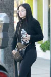 ariel-winter-out-in-studio-city-14.jpg