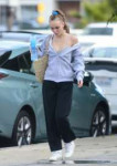 lily-rose-depp-in-casual-outfit-01-09-2019-2.jpg