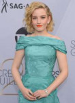 julia-garner-at-screen-actors-guild-awards-2019-in-los-ange[...].jpg