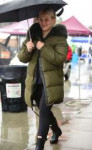 hilary-duff-on-a-rainy-day-with-style-5.jpg