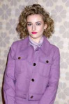 julia-garner-at-kate-spade-show-at-new-york-fashion-week-02[...].jpg