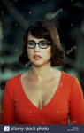 linda-cardellini-scooby-doo-scooby-doo-2002-bphr2j.jpg