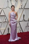 emilia-clarke-oscars-2019-red-carpet-8.jpg