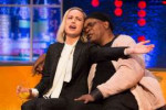 brie-larson-and-samuel-l.-jackson-at-jonathan-ross-show-in-[...].jpg