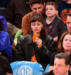 ella-purnell-at-sacramento-kings-vs-new-york-knicks-game-in[...].jpg