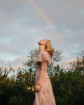 elle-fanning-on-the-set-of-wildflowers-music-video-march-20[...].jpg