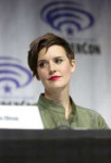 maggie-grace-fear-the-walking-dead-panel-at-wondercon-2019-1.jpg